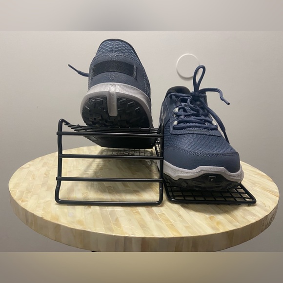 NWOT - Under Armour Toccoa Road-Running Shoes - Picture 3 of 4